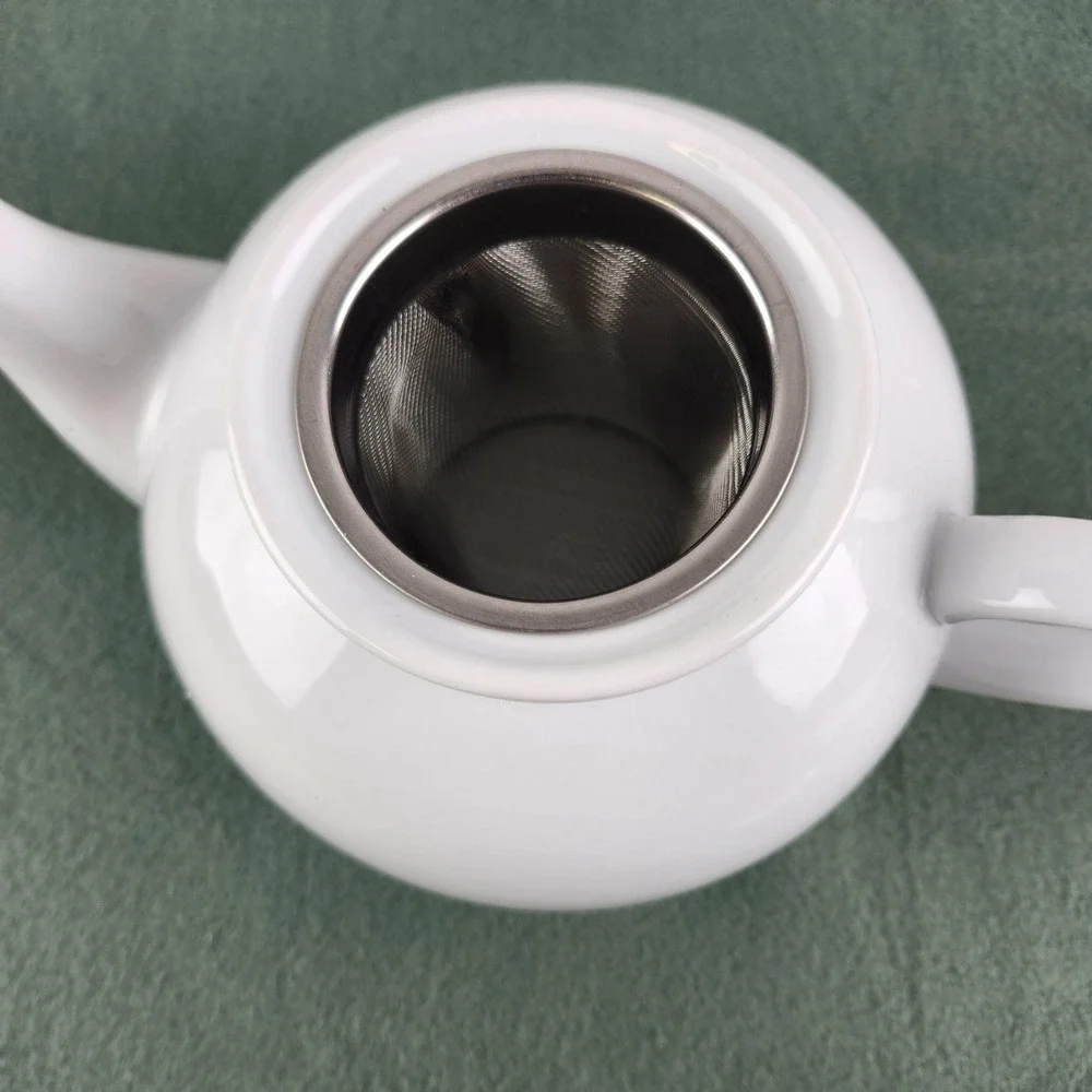 Pottery Barn Great White Teapot w/ Removable Tea Strainer